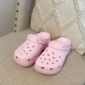 CROCS Women's Light Pink Clogs